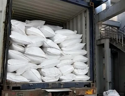 What Is Holmium Chloride?
